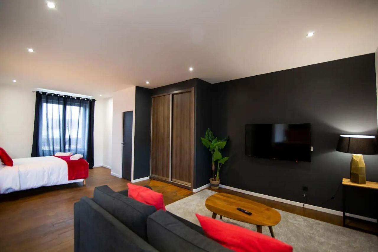 Les Suites Locarno Limoges Kültér fotó