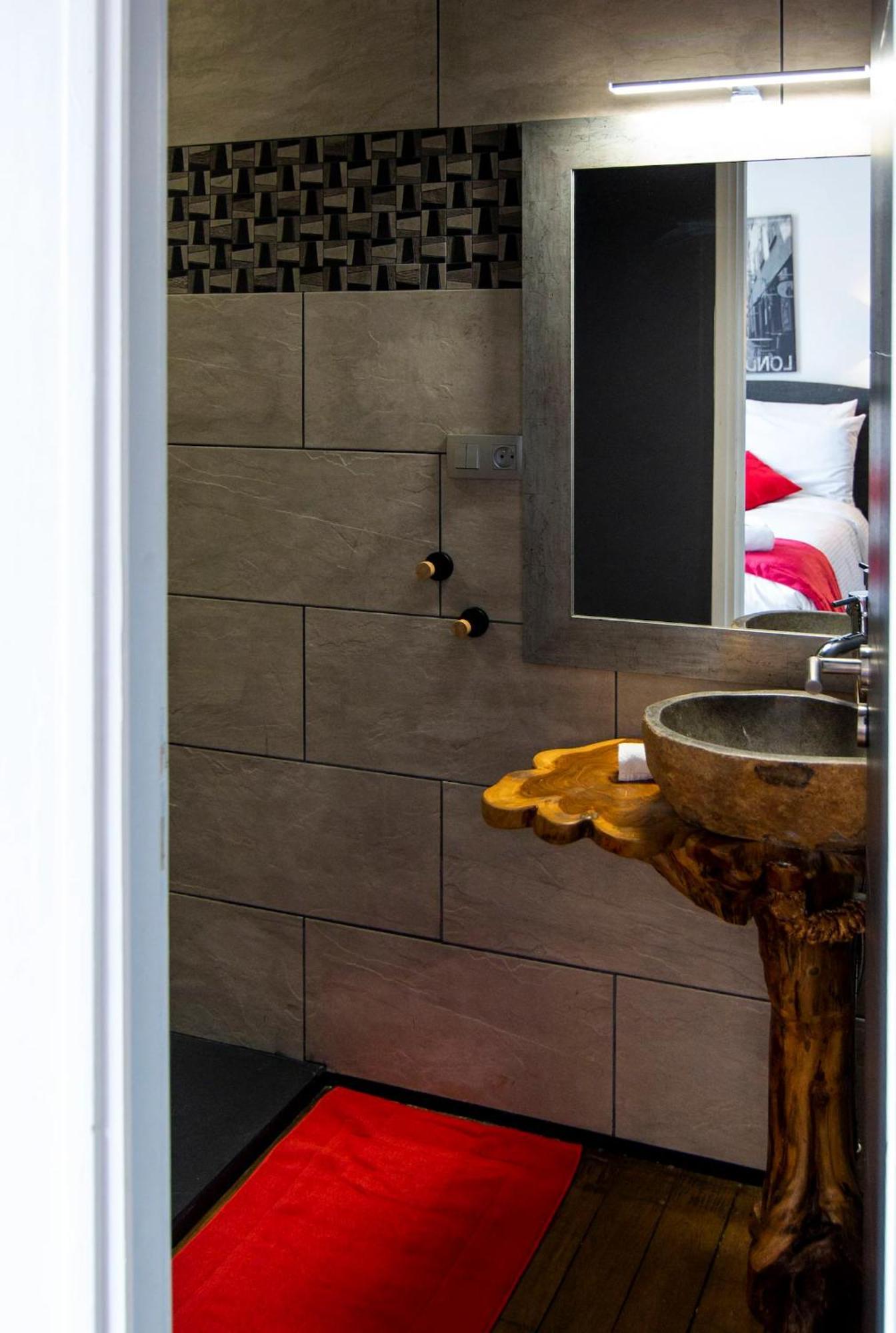 Les Suites Locarno Limoges Kültér fotó